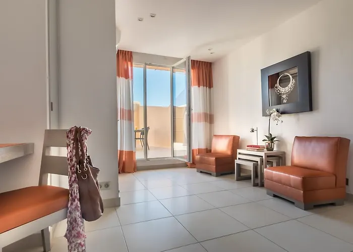 Hotel Club Port La Galere 4*